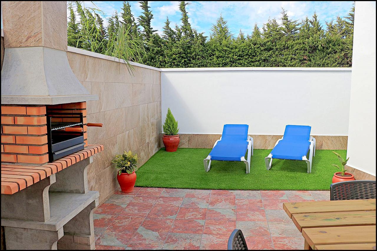 Bungalow La Roa V โกนิล เด ลาฟรอนเตรา ภายนอก รูปภาพ